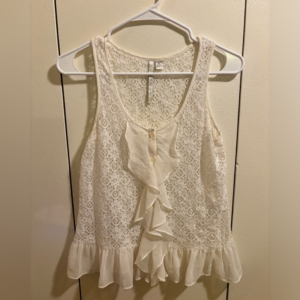 Lace ruffle bottom tank top